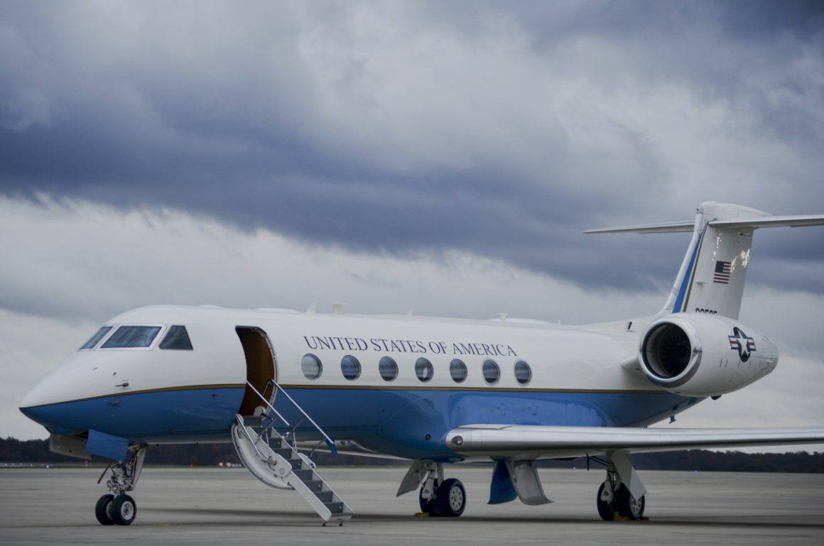 Air Force C-37, Image: SSgt Kenny Holston