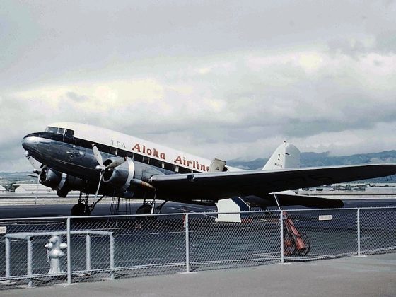 Aloha Airlines DC-3