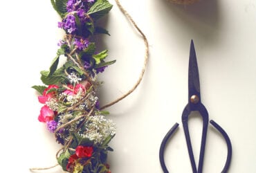 How to Make Floral Incense Sticks