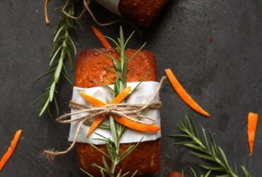 Yule Ginger & Orange Zest Vanilla Spice Cakes