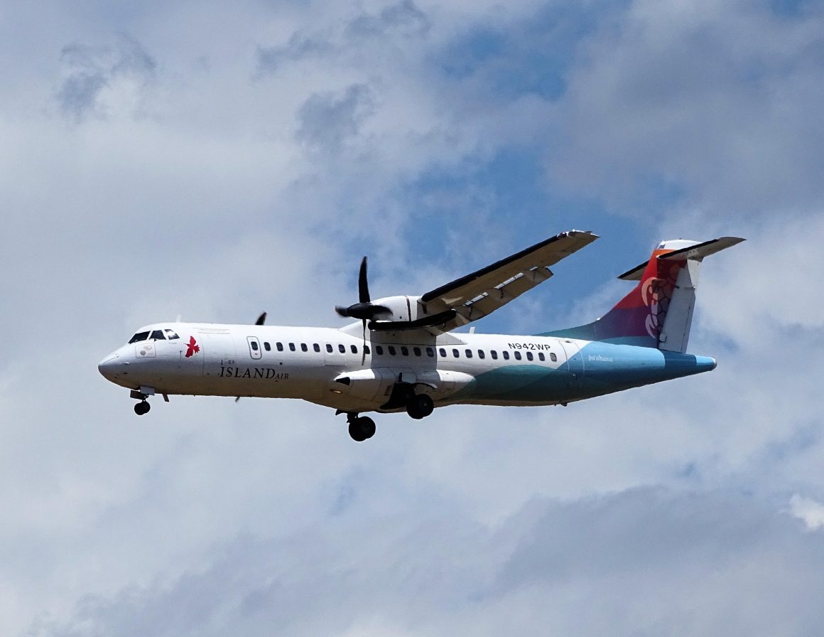 Island Air ATR 72