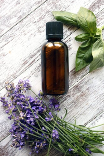 How to use essential oils in witchcraft, spells & magic.